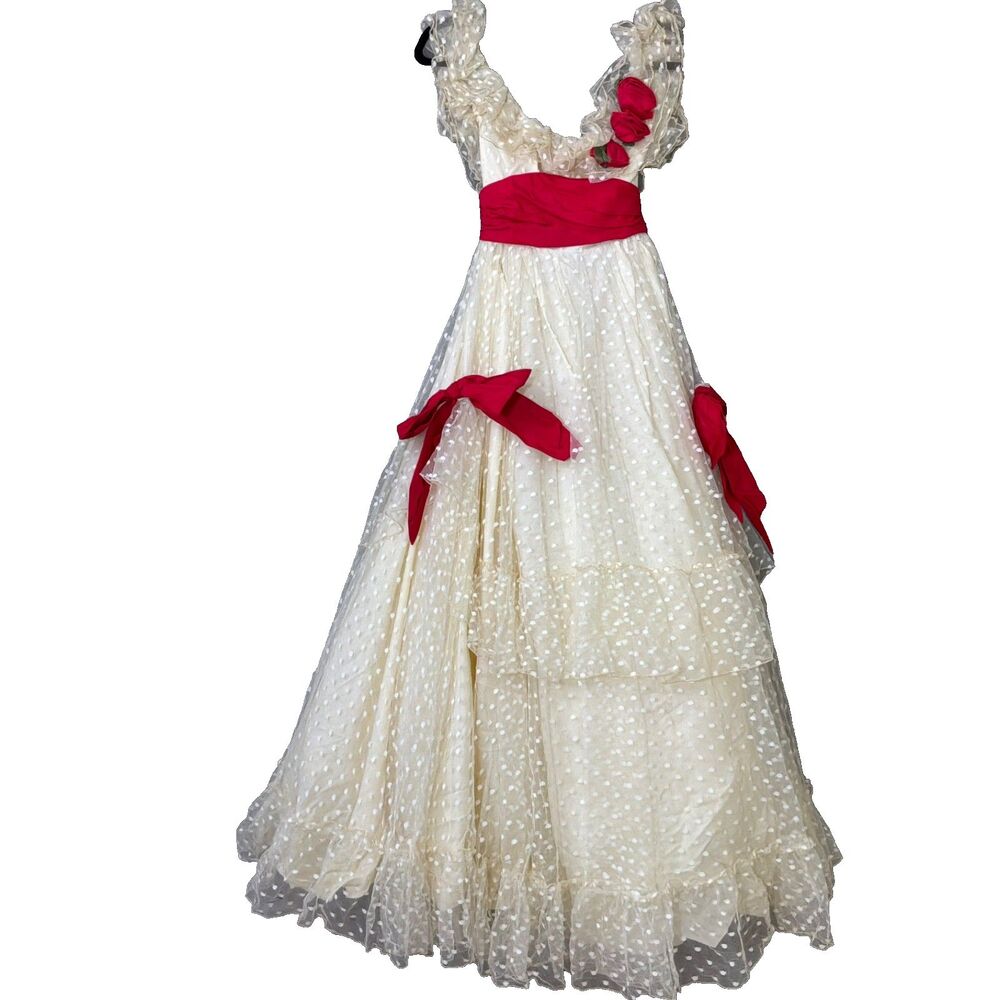Vtg Flirtations Alfred Angelo Victorian gown white Swiss dot size 3/4